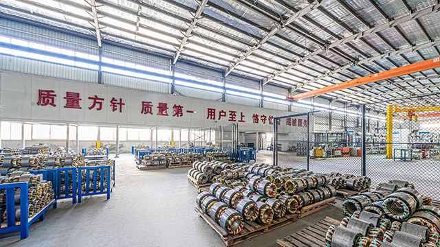 鑫特電機(jī)小編為您分享減速機(jī)電機(jī)的特點(diǎn)和注意事項(xiàng)！